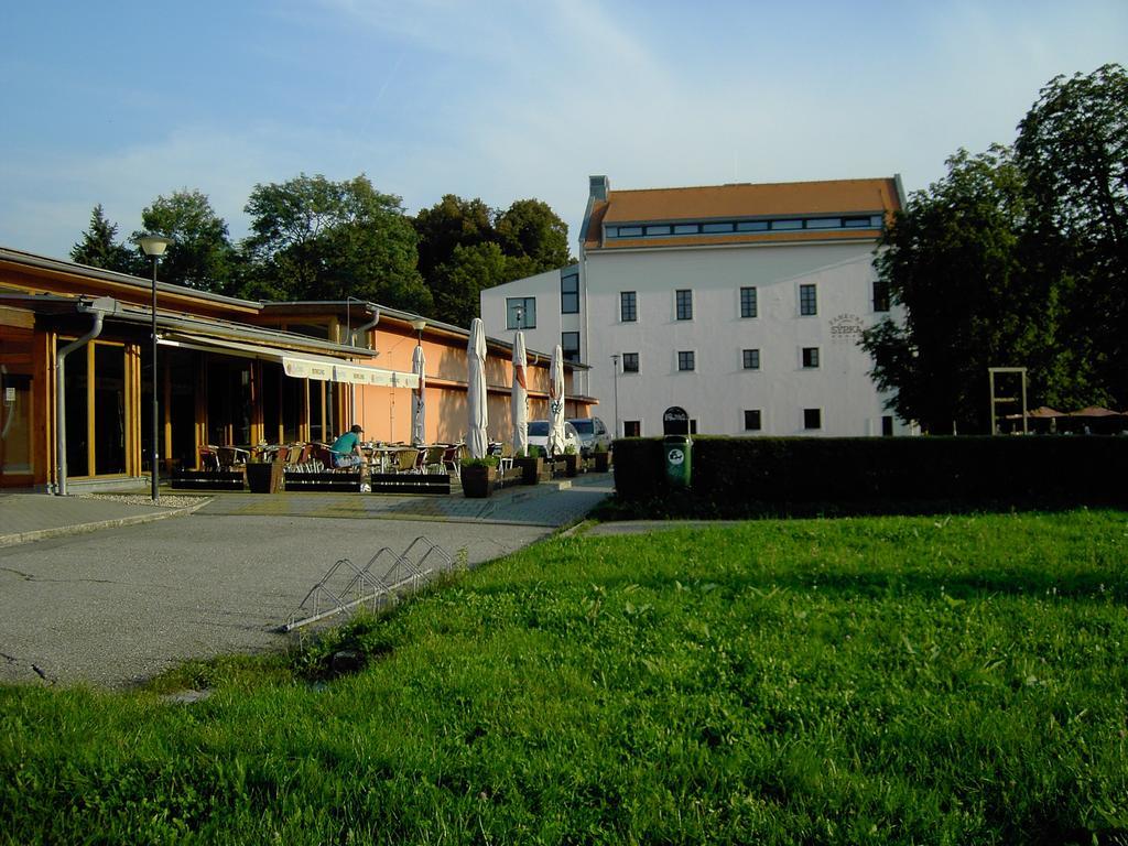 Hotel Zamecka Sypka Blansko Luaran gambar