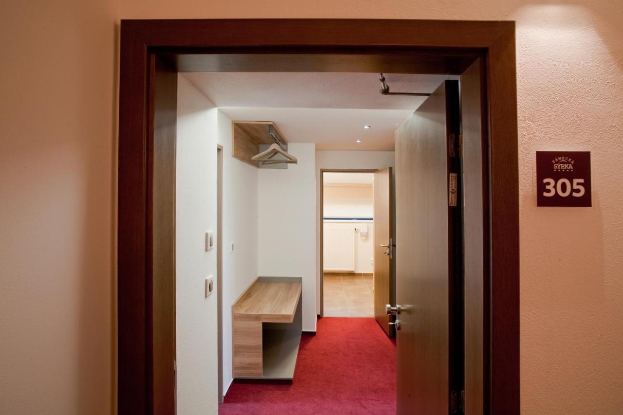 Hotel Zamecka Sypka Blansko Luaran gambar
